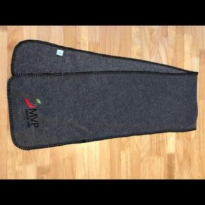 🛍️15/$10🛍️Gray fleece scarf MVP fleece soft long 56” new